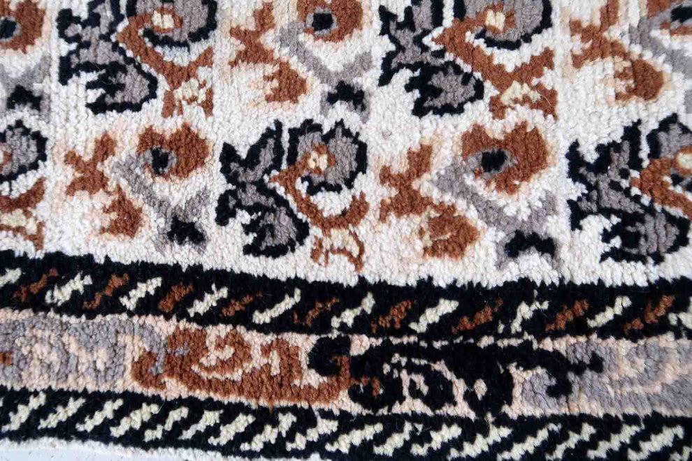 Vintage French Savonnerie Rug 2.7'x4.5', 83cmx138cm 1960s