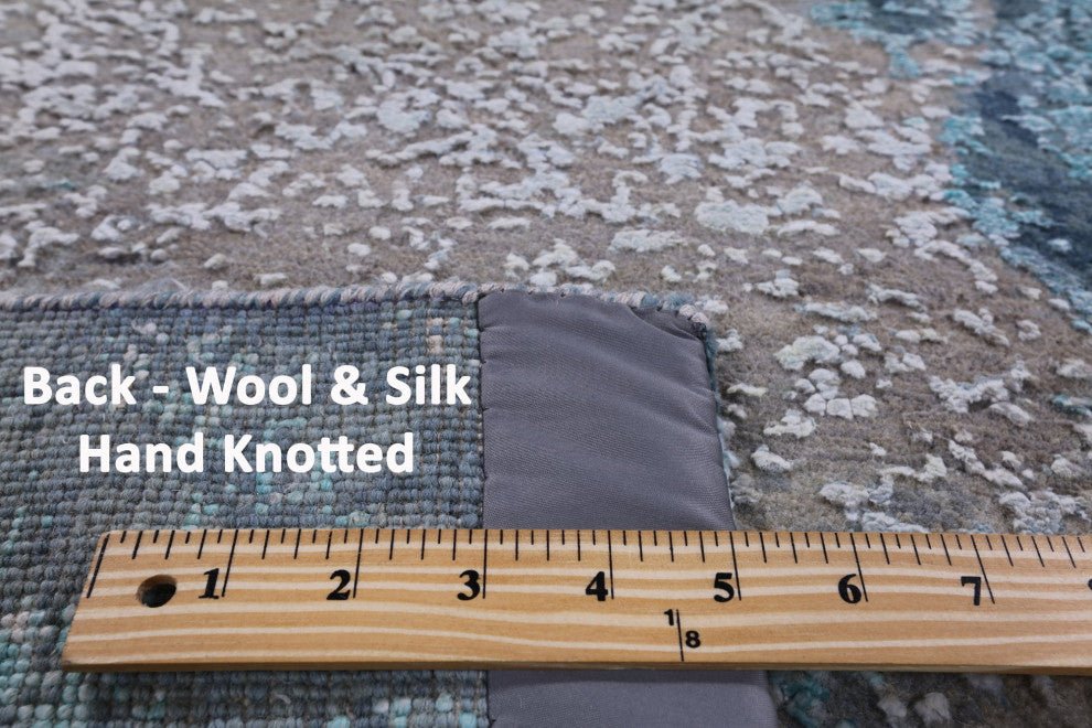 4' 0" X 6' 3" Handmade Wool and Silk Modern Rug Q7137