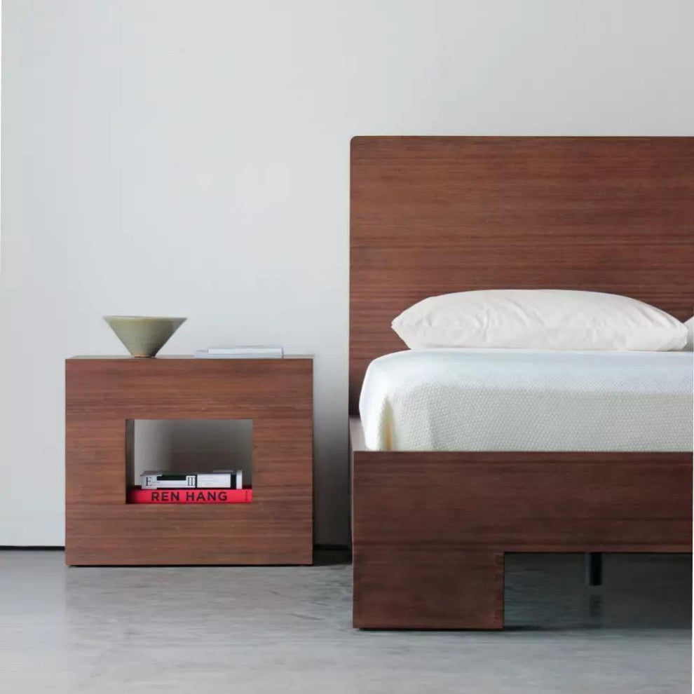 Fen Queen Bed, Pumpernickel