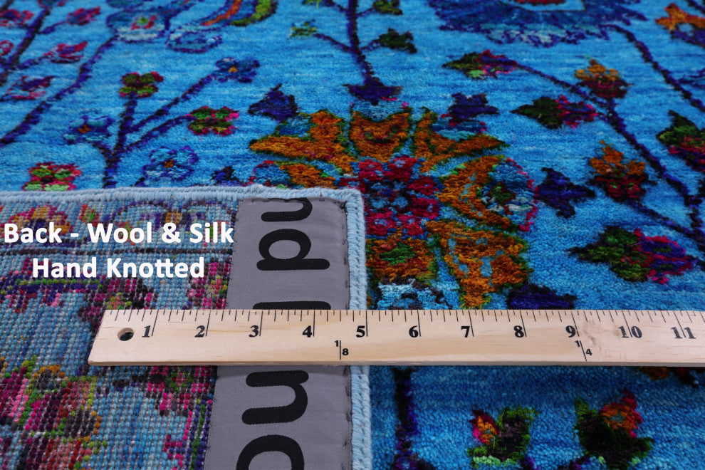 Persian Hand Knotted Wool & Silk Rug 6' 2" X 9' 2" - Q15792