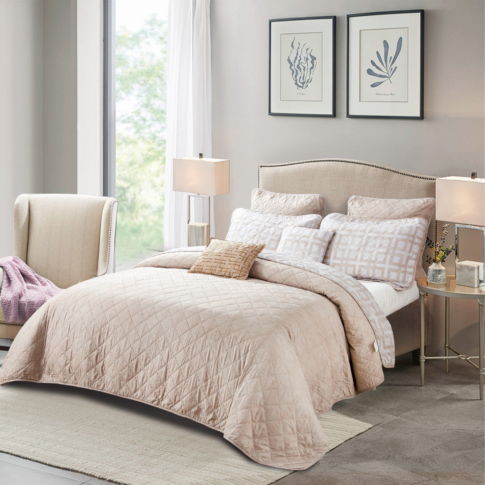 Austin Geo Quilted 7 Piece Bed Spread Set, Queen