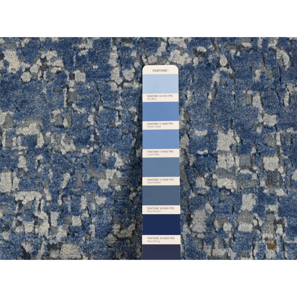 Yale Blue Wool and Silk Modern Gradation Design Hand Knotted Rug 10'x14'