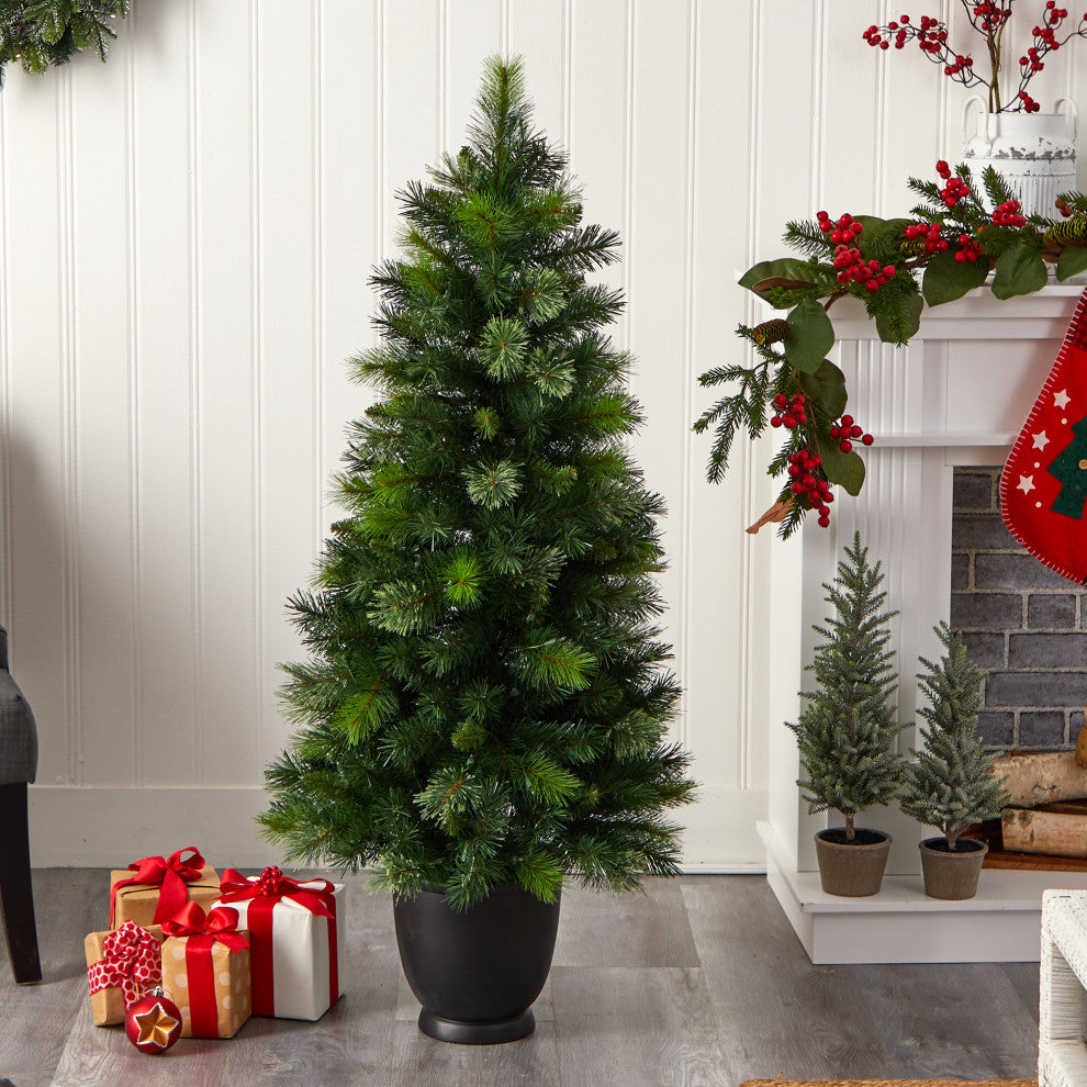 4.5' Oregon Pine Faux Xmas Faux Planter W/250 Bendable Branches & 100 Lights