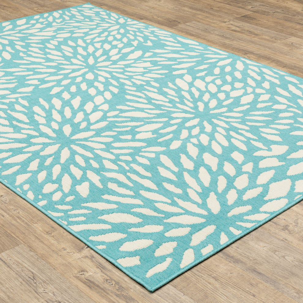Madelina Floral Blue and Ivory Indoor or Outdoor Area Rug, 7'10"x10'10"