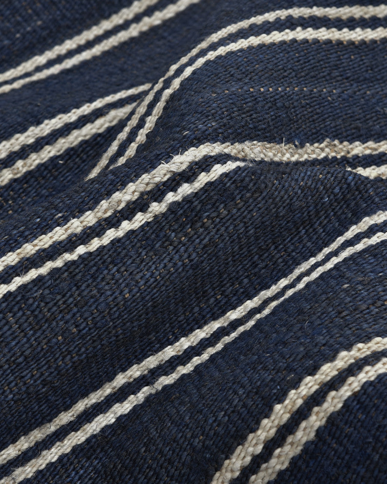 Lilly, Handmade Area Rug 3' 0" x 5' 0", 5 X 8