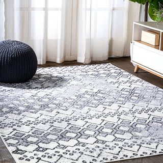 Azmar Moroccan Geometric Distressed Ivory/Black 3'x5' Area Rug