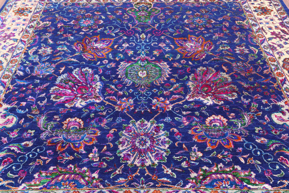 9' Square Hand Knotted Persian Wool & Silk Rug - Q13736