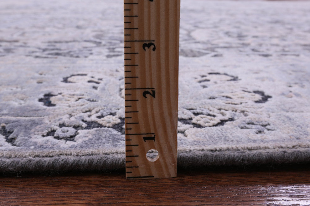 8' 11" X 12' 1" Wool and Silk Persian Handmade Rug Q9097