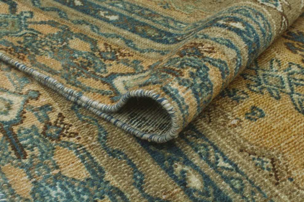 Semi-Antique Abdullat Rust/Peach Rug, 5'11x9'4