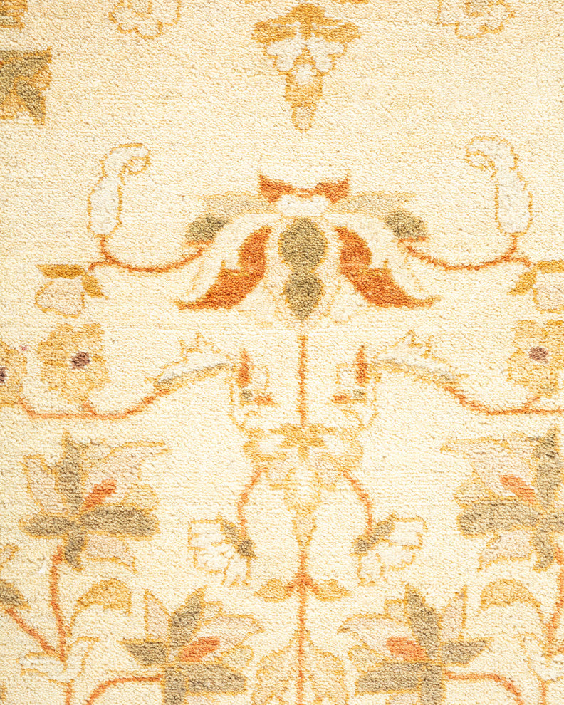 Harley, One-of-a-Kind Hand-Knotted Area Rug Ivory, 8'2"x10'5"