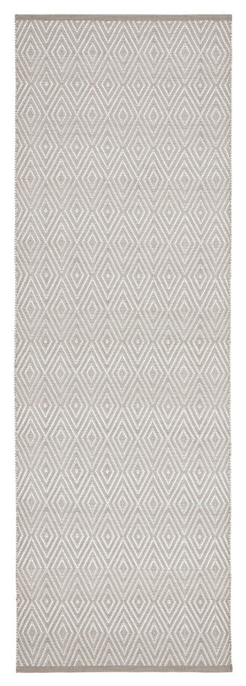 Dash & Albert Diamond Platinum/White Indoor/Outdoor Rug, White, 2'6" x 12'
