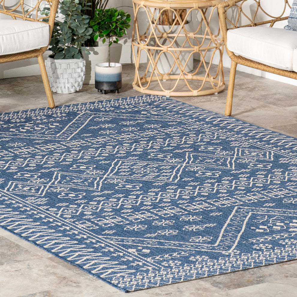 Nuloom Transitional Diamond Tribal Outdoor Area Rug, Blue 7'6"x10'9"