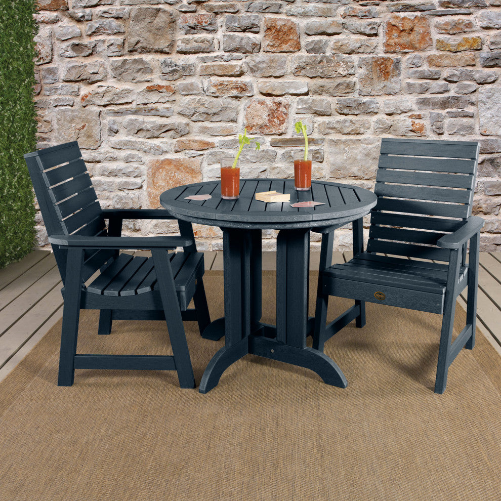 Glennville 3-Piece Round Dining Set, Weathered Acorn, Federal Blue