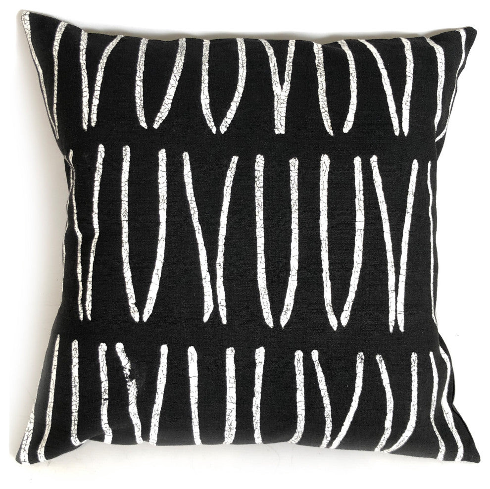Sadza Lines Pillow Ebony Black