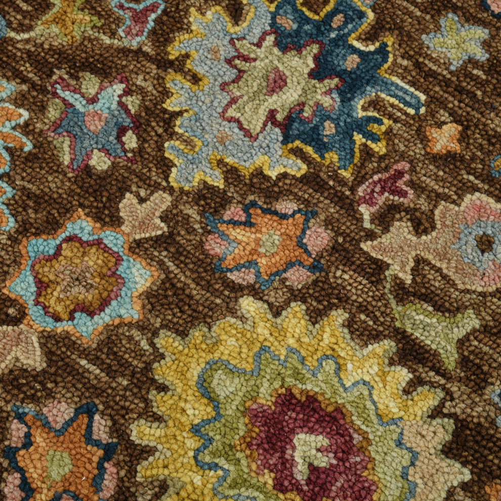 Jackson Traditional Brown Hand-Hooked Area Rug 5' x 7'6"