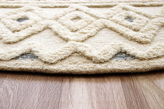 Tufted Geometric Diamonds and Stripes Round Rug, 6' Round