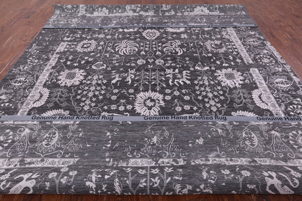 9' 9" X 14' 3" Persian Hand-Knotted Wool and Silk Rug Q9114