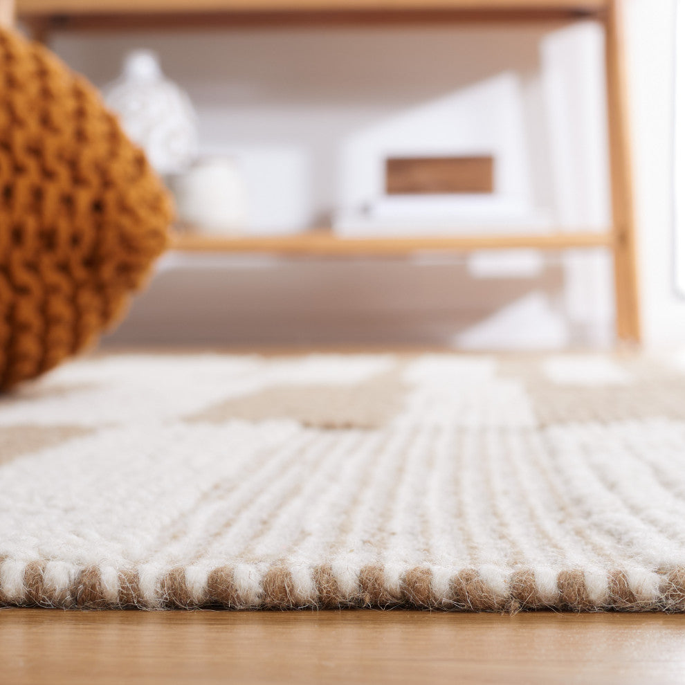 Safavieh Couture Natura Collection NAT225 Rug, Ivory/Light Brown, 6'x9'