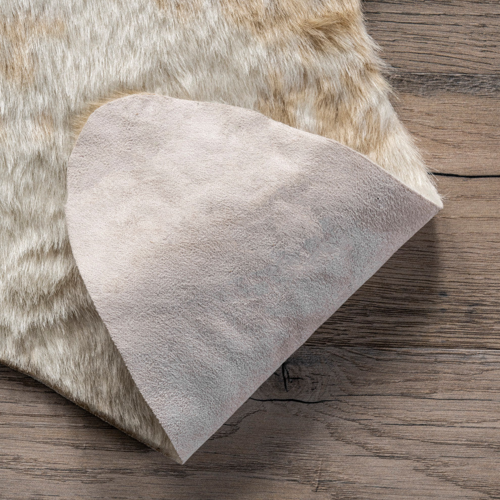 Nuloom Marcia Machine Washable Faux Cowhide Area Rug, Off White 5'9"x7'7"
