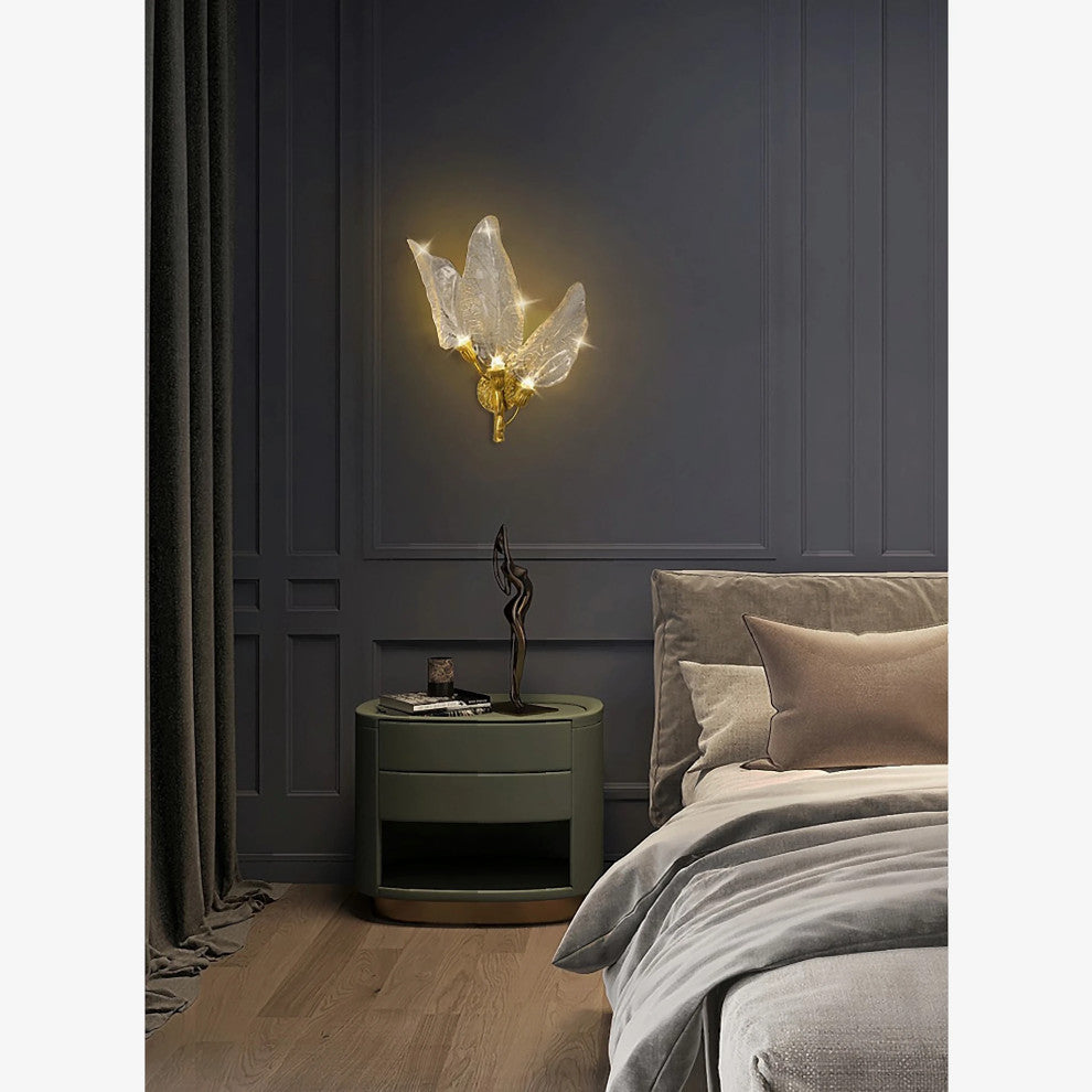Madrid | Leaf Shaped LED Wall Lamp, Gold, Dimmable, Cool Light