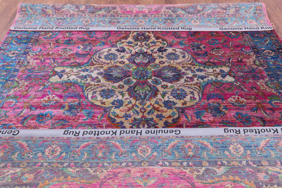 Hand Knotted Persian Silk Rug 7' 10" X 9' 10" Q5953