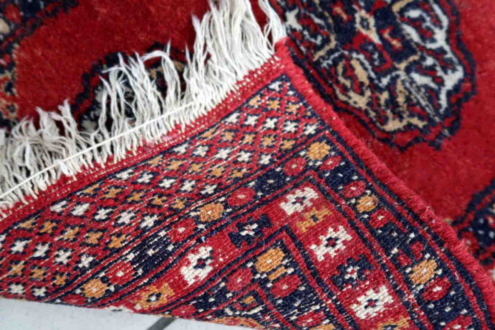 Handmade Vintage Pakistani Lahore Mat 1.4'x2.8', 45cmx86cm 1970s