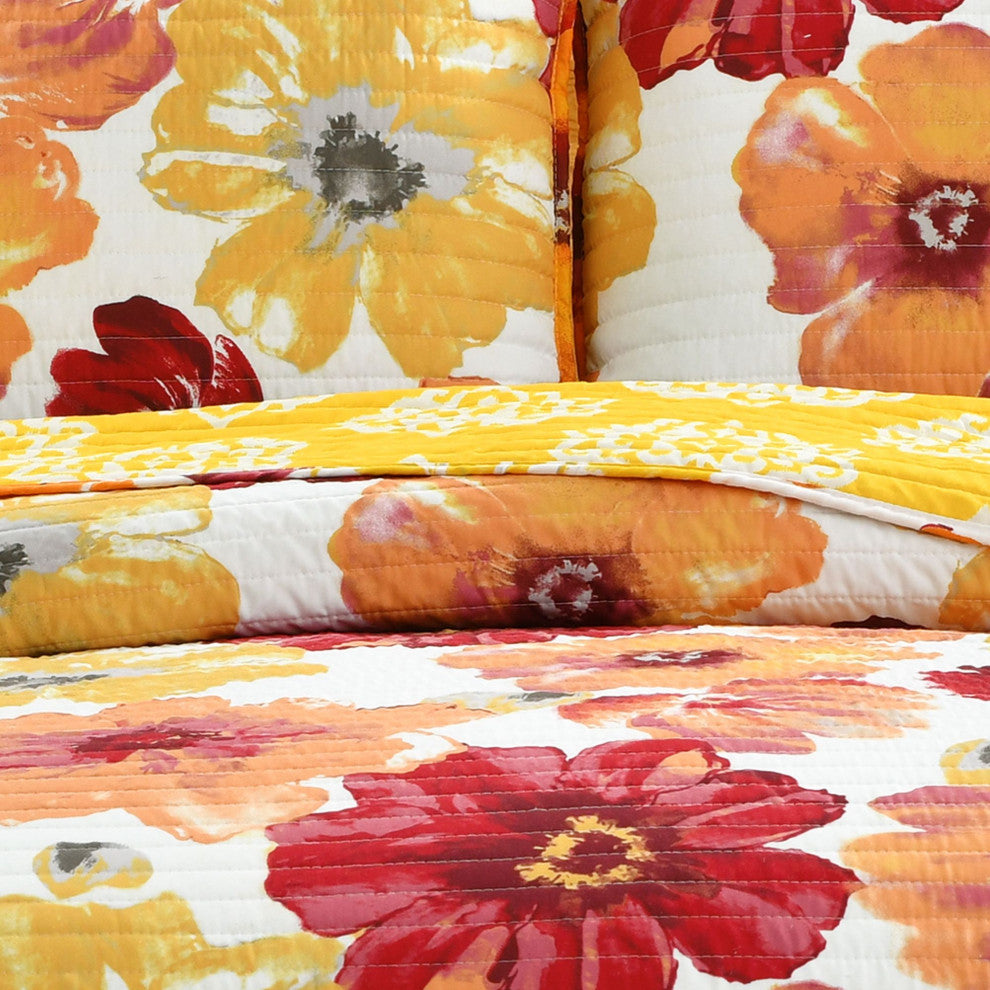 Leah Reversible 3-Piece Quilt Set, Red/Orange, King