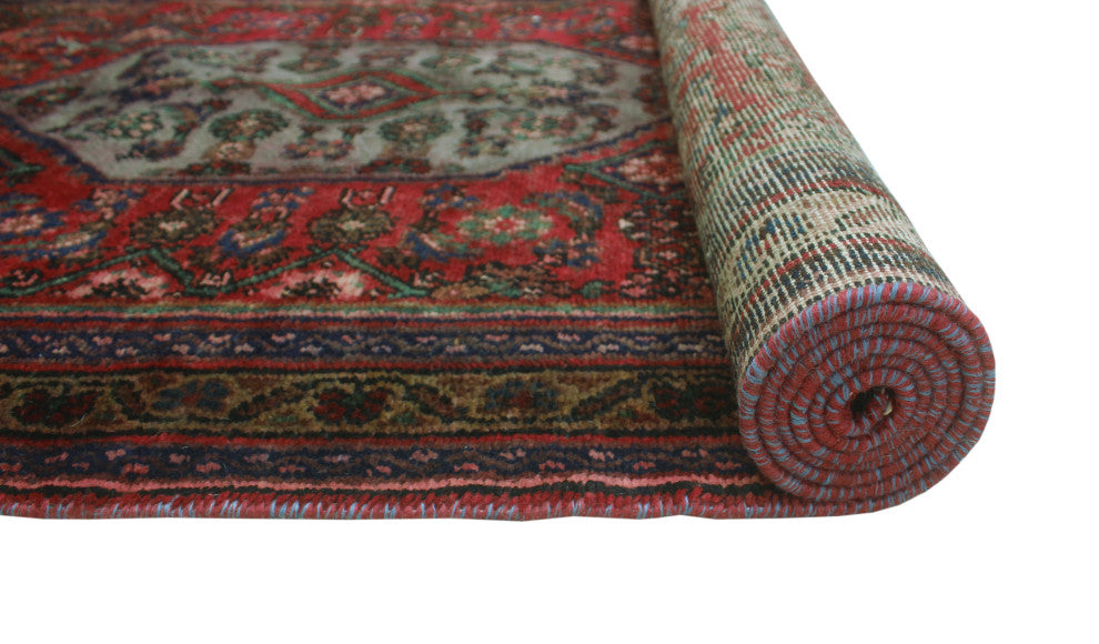 Fine Vintage Distressed Dickie Red Runner