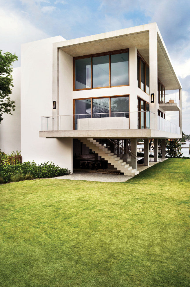 Hinkley Luna Large Wall Mount Lantern, Bronze