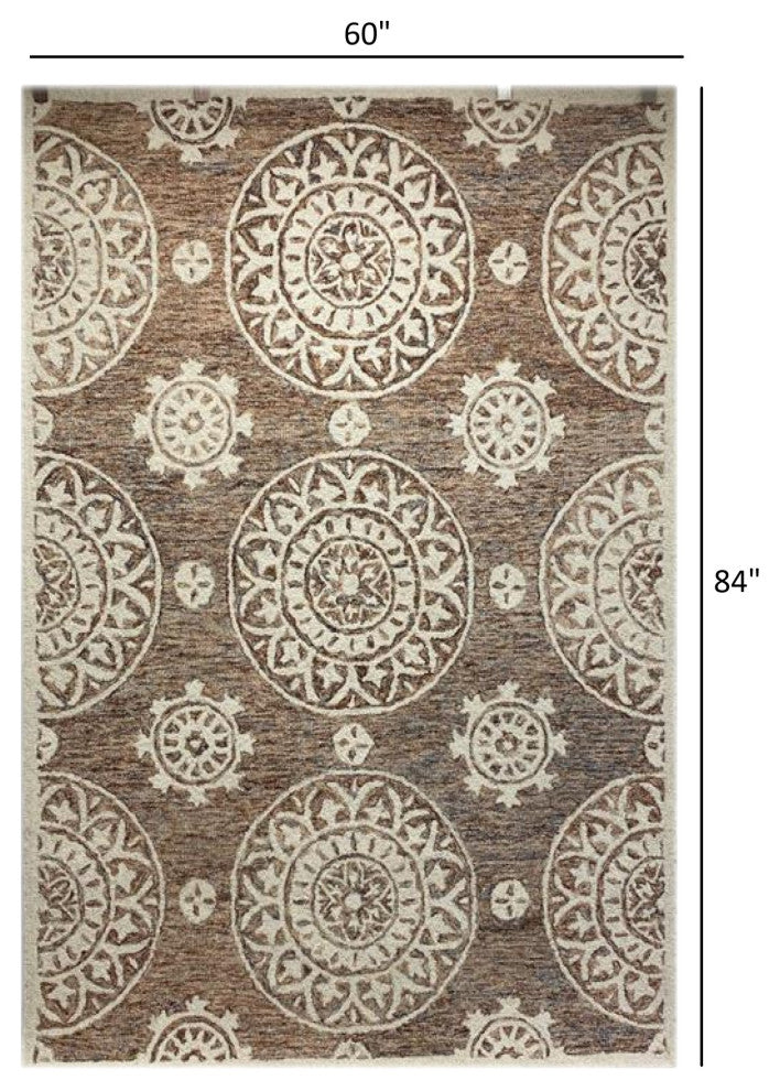 5" x 7" Tan and Cream Medallion Motif Area Rug