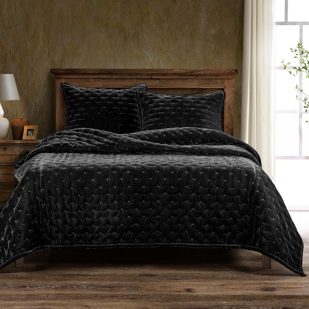 3-Piece HiEnd Accents Stella Faux Silk Velvet Quilt Set, Black, King