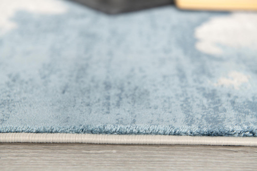 4"x6" Gray and Blue Abstract Clouds Area Rug