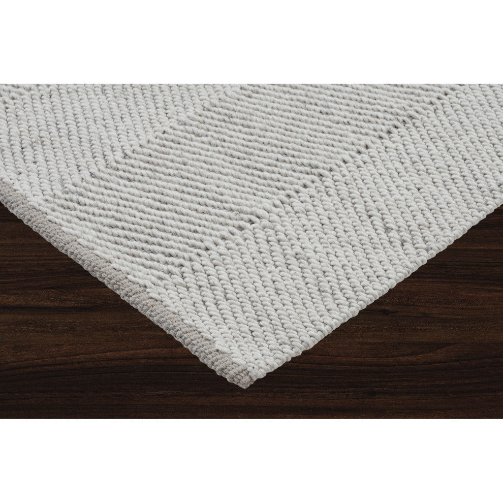 Malur 7'10" X 10'2" Ft Hand Woven Rug