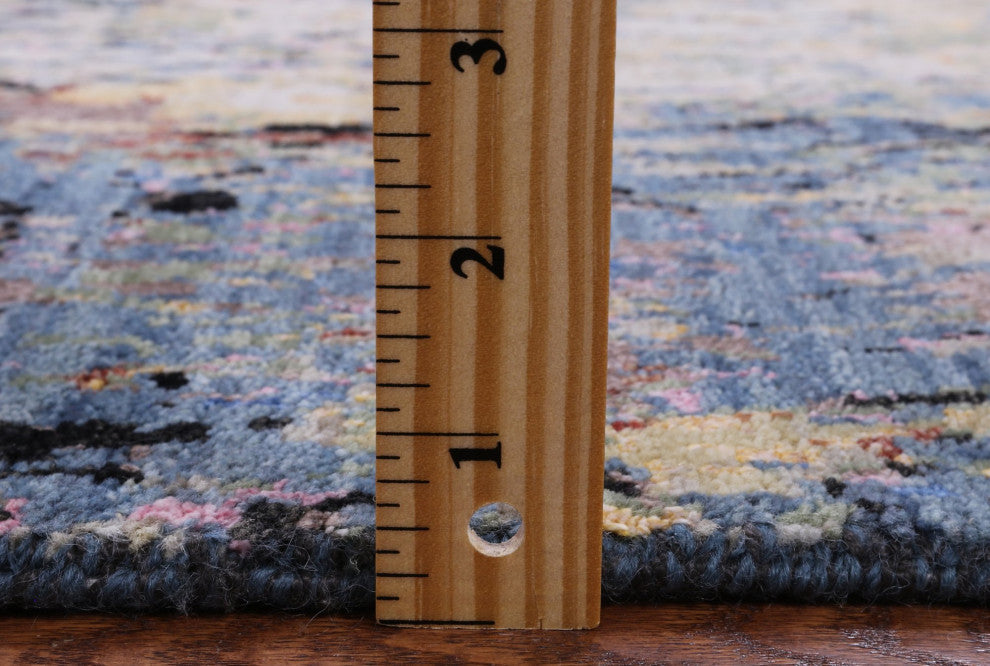 5' 10" X 8' 11" Modern Wool and Silk Hand-Knotted Rug Q7184