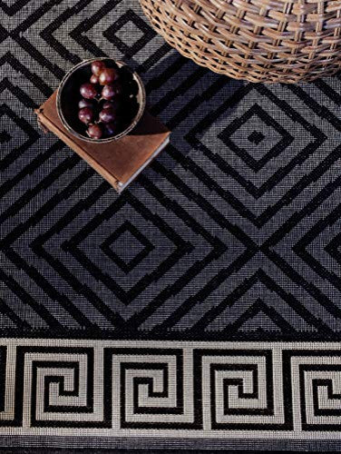 Outdoor Collection Geometric Area Rug - UV Safe Rug, Black, 5'3"x7'6"