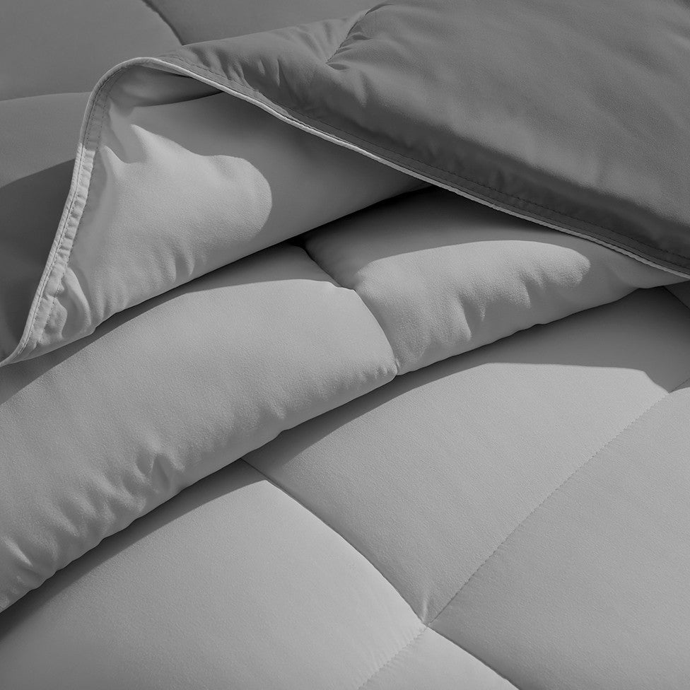 Reversible Bed-in-a-Bag, Light Gray/Gray, Gray, Split Queen