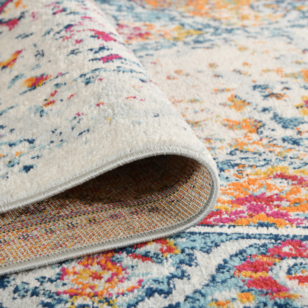 Alessana Nieve Orange Bordered Area Rug, 5'1"x7'6"