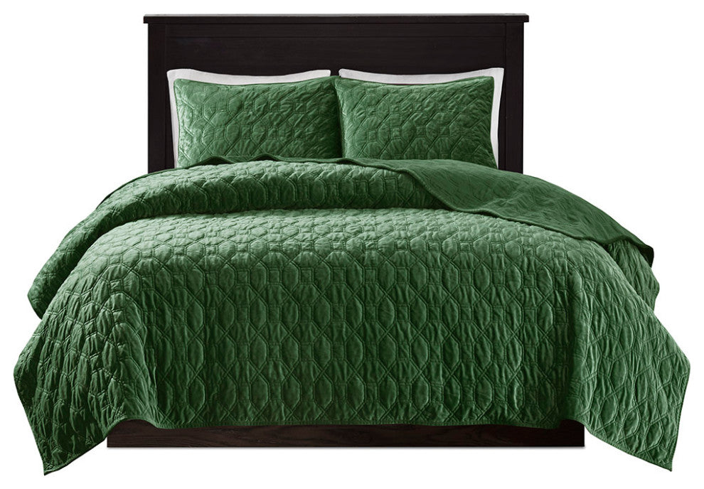 Madison Park Harper 3 Piece Velvet Quilt Set, Green
