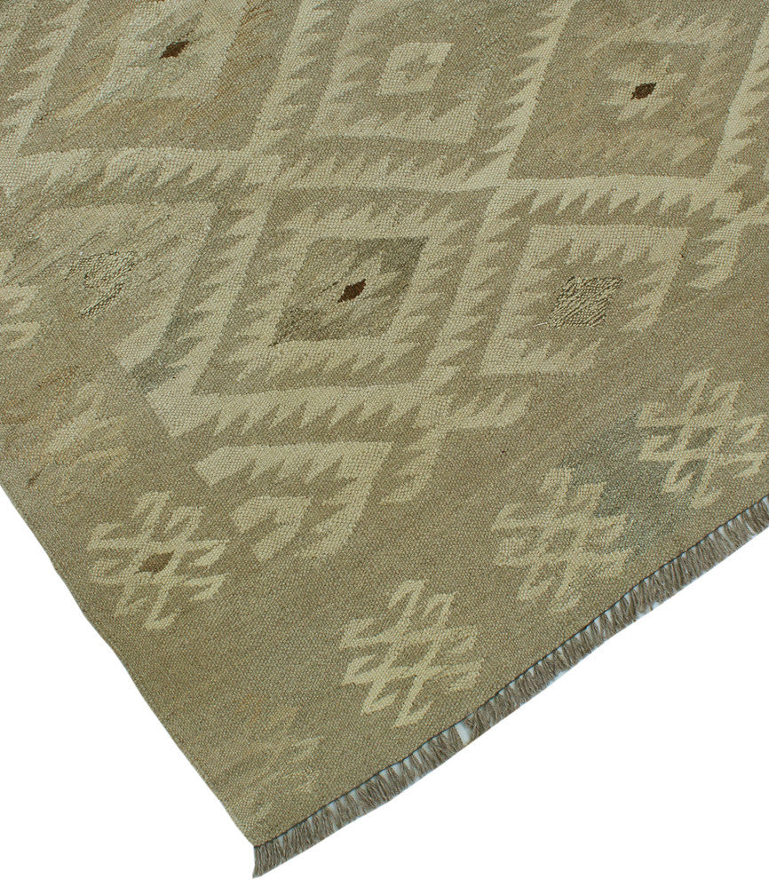 Winchester Kilim Larmina Ivory Rug, 5'4x7'5