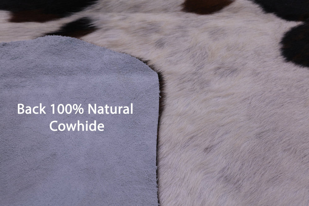 7' 2" X 6' 3" Natural Cowhide Rug C2306