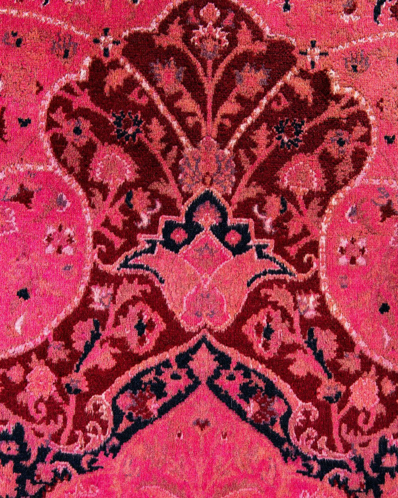 Fine Vibrance, One-of-a-Kind Hand-Knotted Area Rug Pink, 4'6"x7'3"