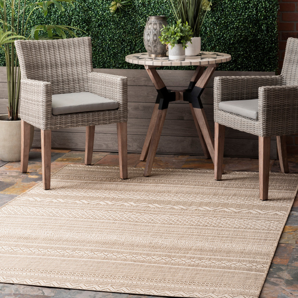 Nuloom Contemporary Southwestern Outdoor Tribal Area Rug, Taupe 5'3"x7'6"