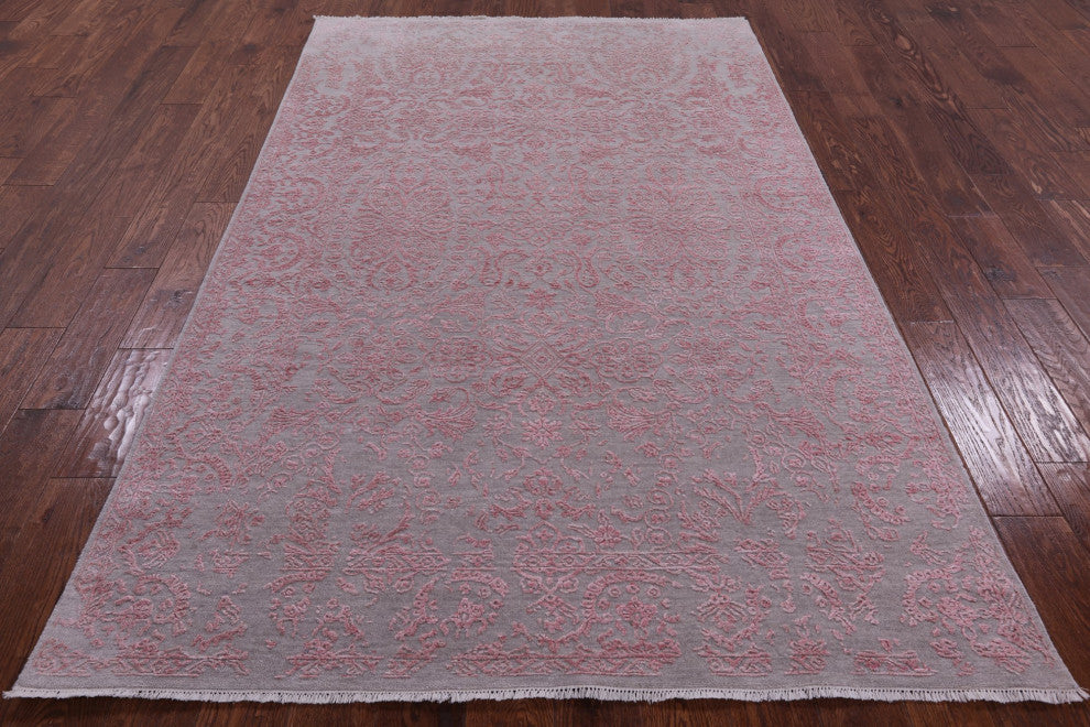 5' 1" X 8' 4" Persian Handmade Wool and Silk Rug Q6747