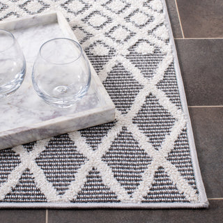 Safavieh Cabana Collection CBN652 Indoor-Outdoor Rug