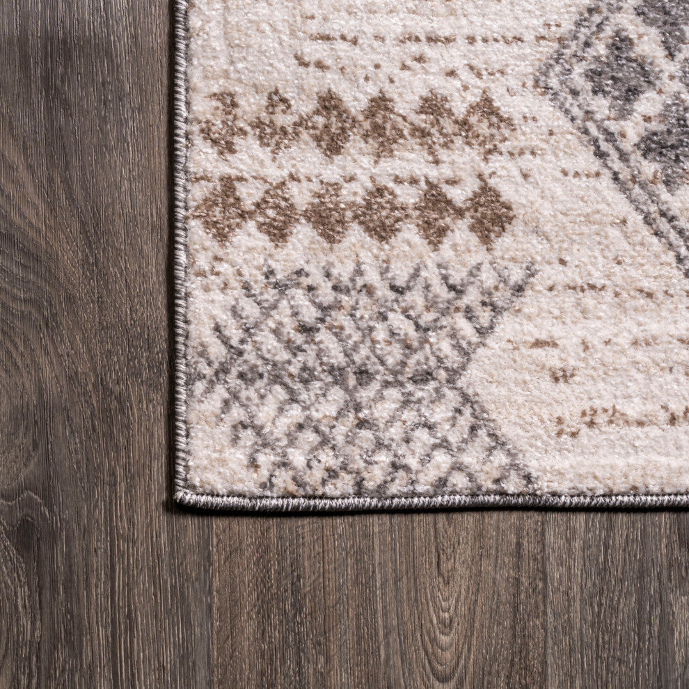 Bhalil Berber Diamond Geometric Beige/Gray 5 ft. x 8 ft. Area Rug