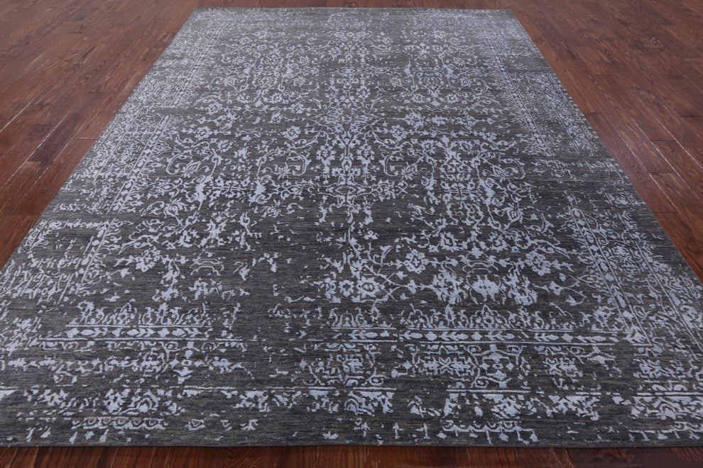 8' 0" X 10' 1" Wool and Silk Persian Hand Knotted Rug Q7105