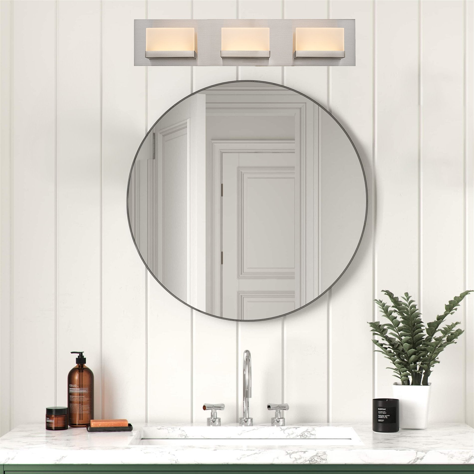 Kira Home Everett 24" 30W Integrated LED Bathroom / Light, Rectangular Acrylic
