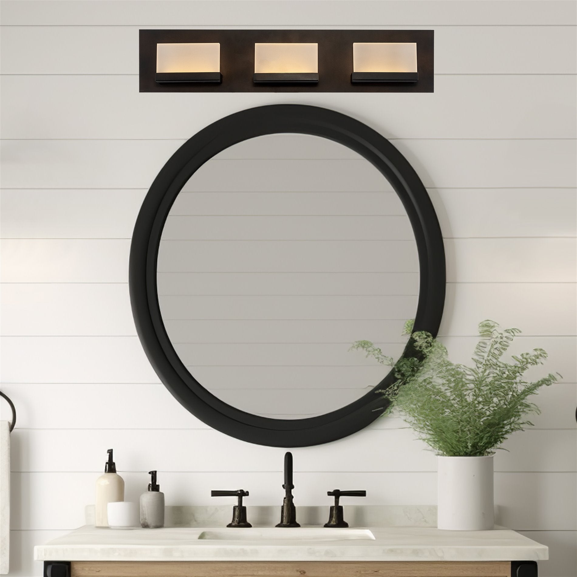 Kira Home Everett 24" 30W Integrated LED Bathroom/ Light, Rectangular Acrylic