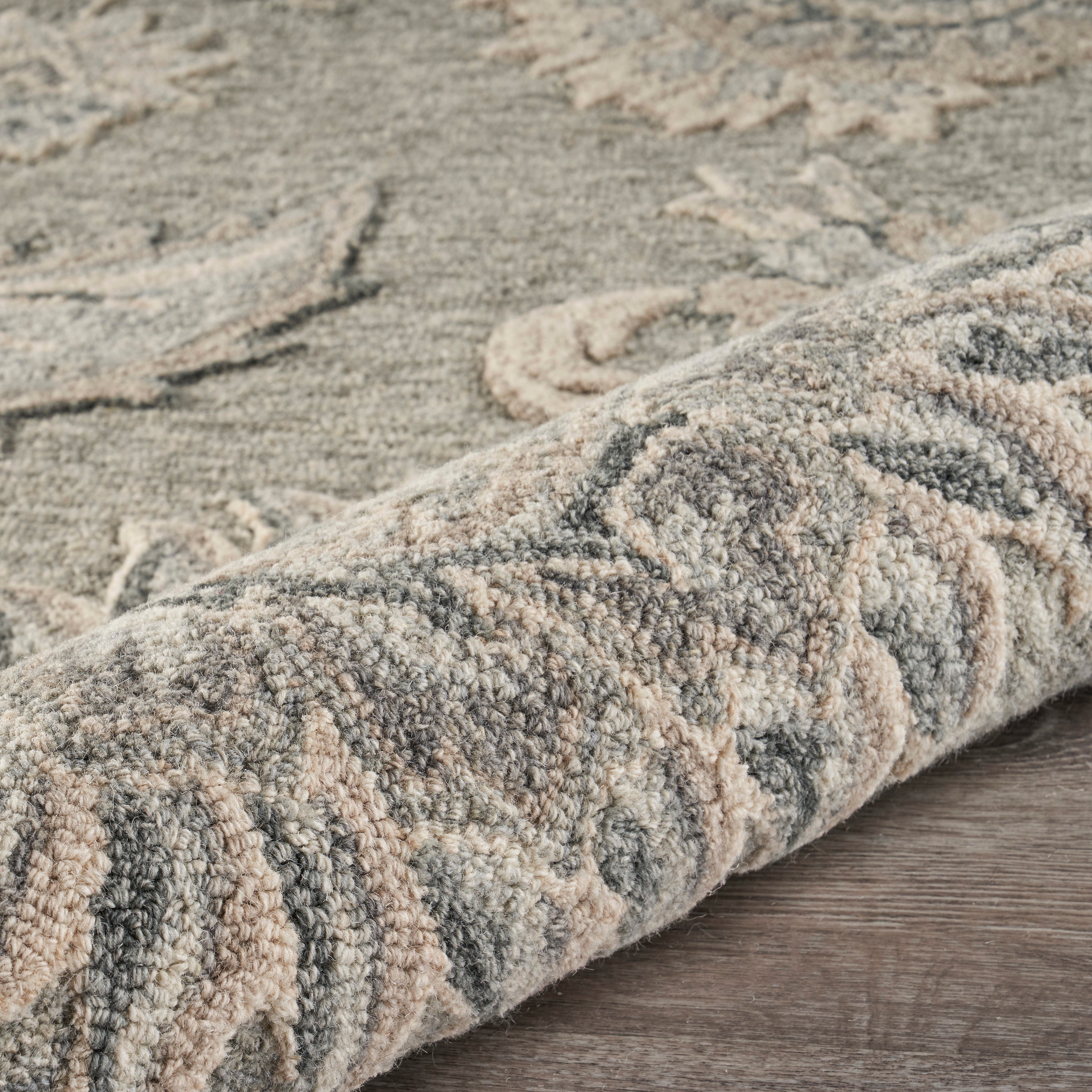 Light Gray Traditional Botanical Area Rug, 7'3" Round
