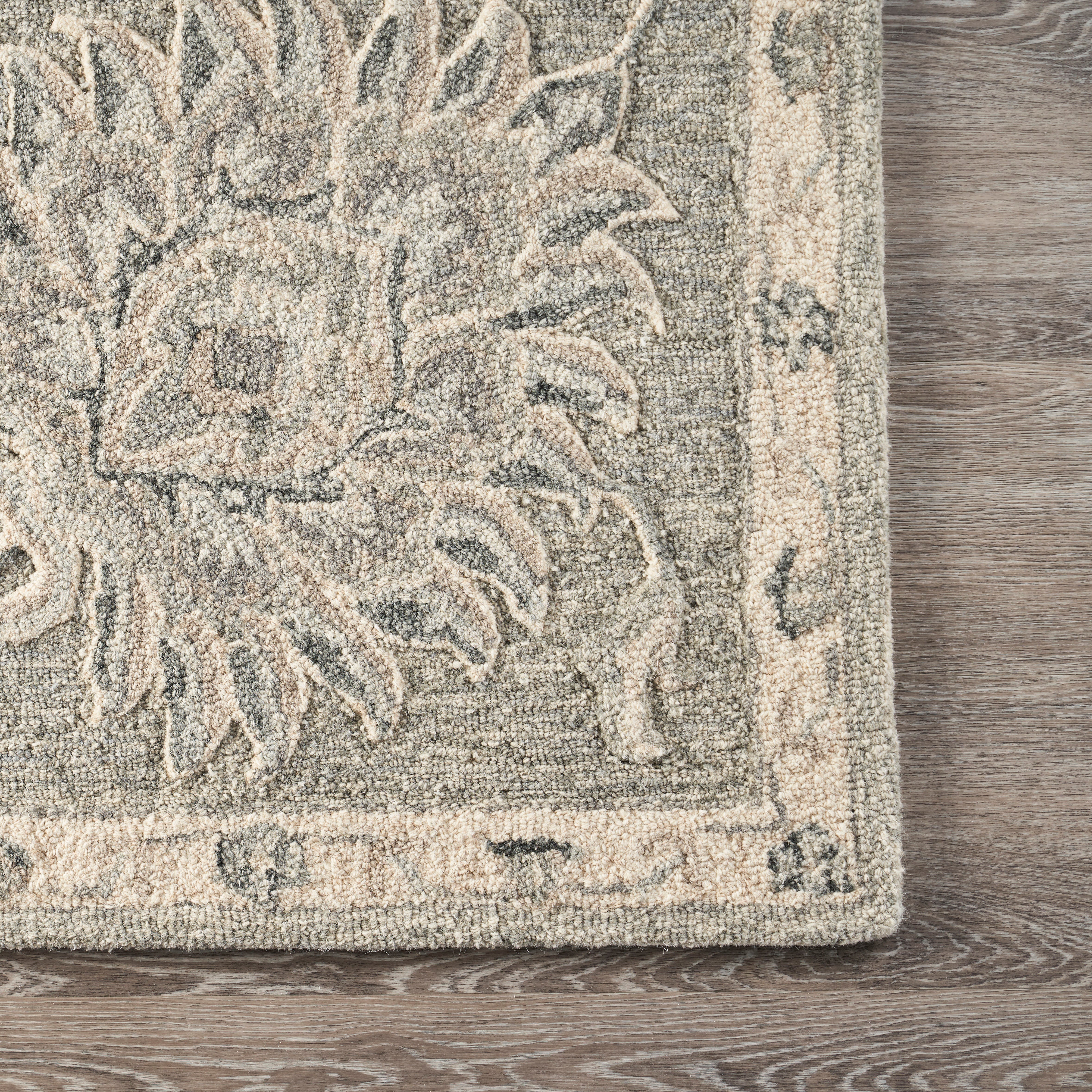 Light Gray Traditional Botanical Area Rug, 5'0" X 7'0"